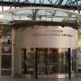 portland_international_airport_revolving_door_-_oregon.jpg